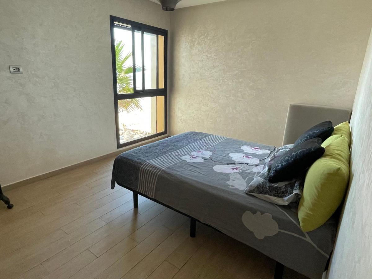 Appart De Luxe Front De Mer Prestigia Plage Des Nations Sale Exterior photo